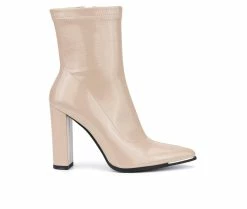 New 🎉 Women's Torgeis Raine Booties Beige 💯