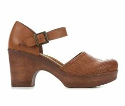 Budget 🔥 Women's BOC Gia Clogs Tan 🌟